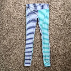Under Armour heat gear fitted leggings size Small